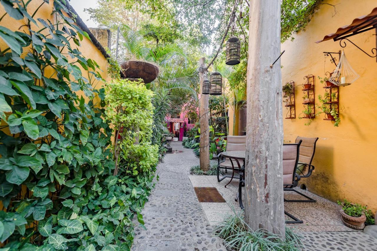Hotel Rosa Morada Tlaquepaque Exteriör bild