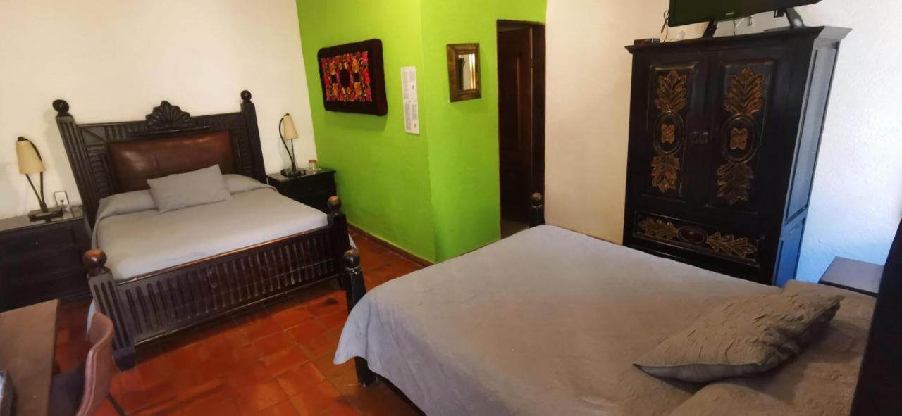 Hotel Rosa Morada Tlaquepaque Exteriör bild